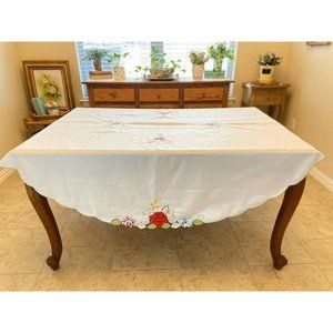 Sonoma Spring Cottage Satin Tablecloth Cutwork Embroidered Flower Round 68''D